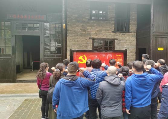 clip_image006.jpg D23699BB65091A483CA5FACCB6F1401C